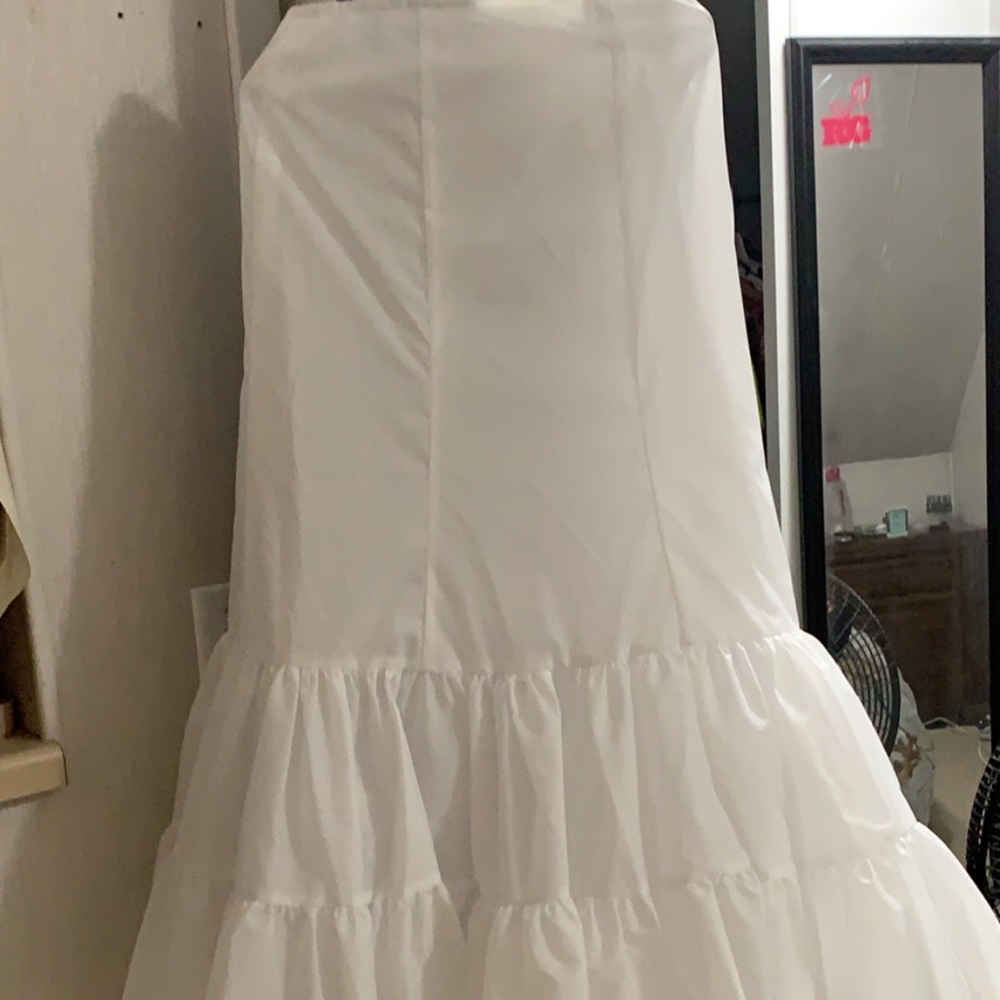 Under dress slip